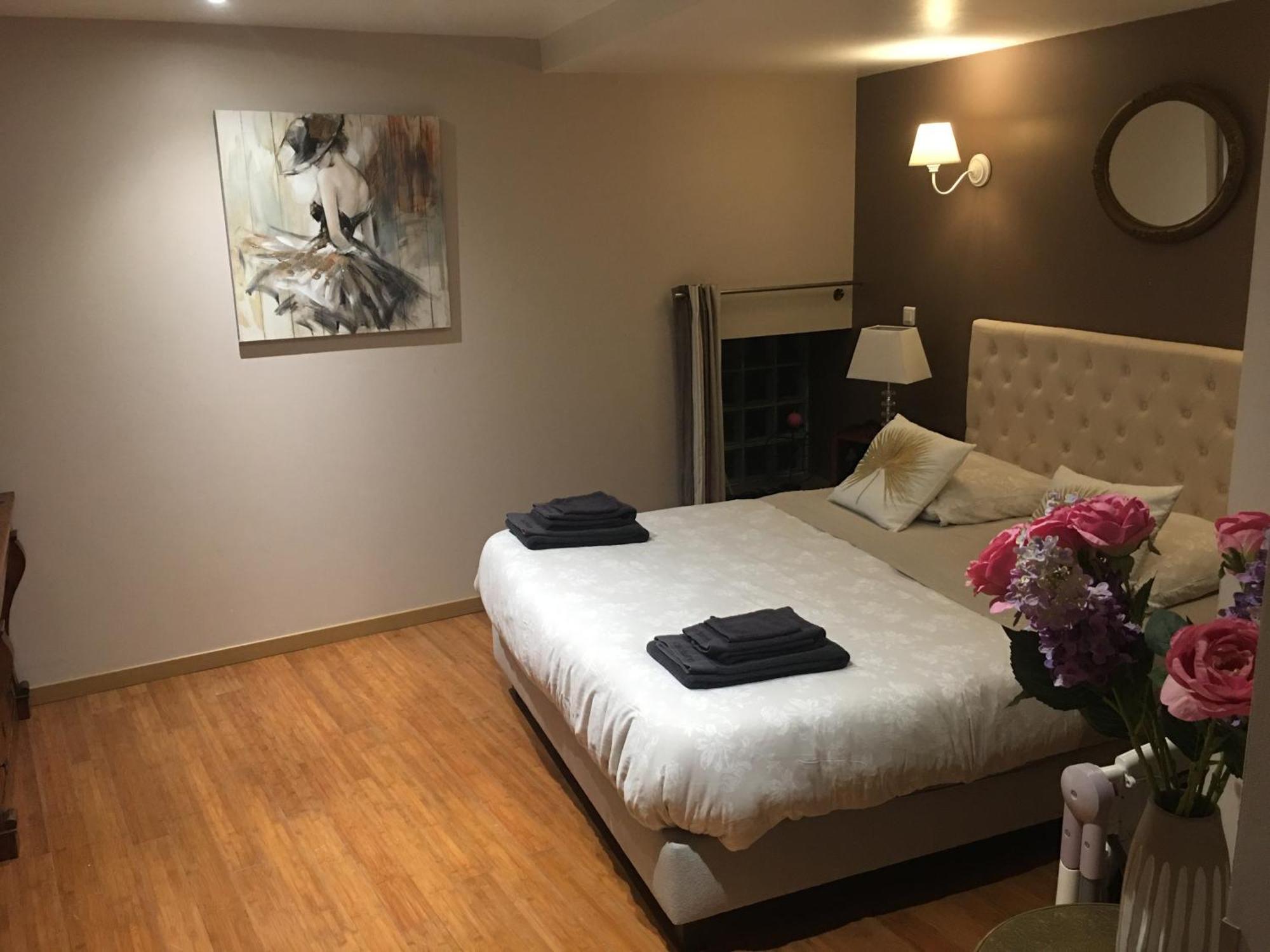 La Tour De Flandre Apartment Rousseloy ห้อง รูปภาพ
